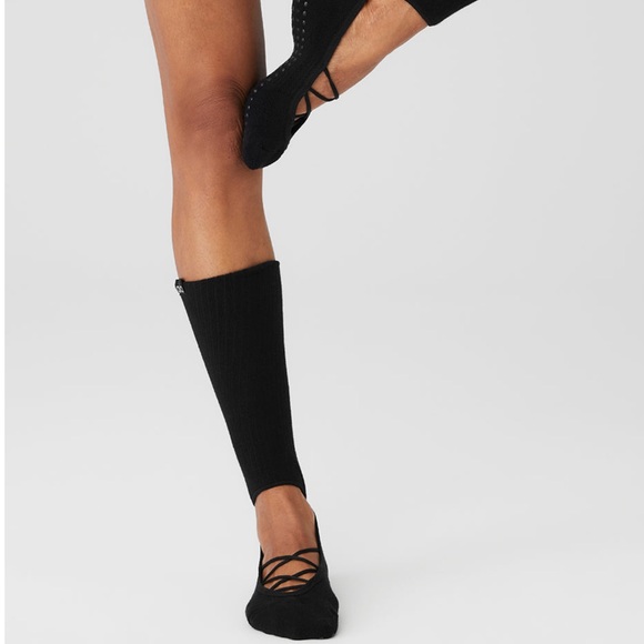 ALO Yoga Accessories - NWT Alo Strappy Siren Grip Socks Black Ballet Barre Pilates Brand New ONE PAIR